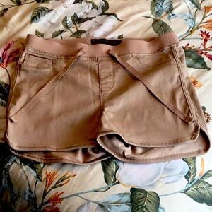 No Boundaries Girls Brownish Beige Shorts Drawstringed Elastic Waist Size M 7-9